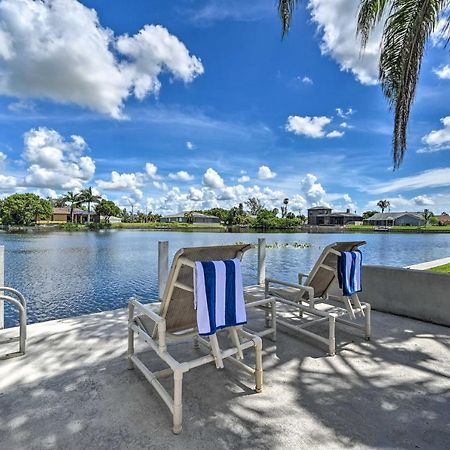 Pet-Friendly Escape With Dock And Kayaks In Cape Coral Villa Kültér fotó