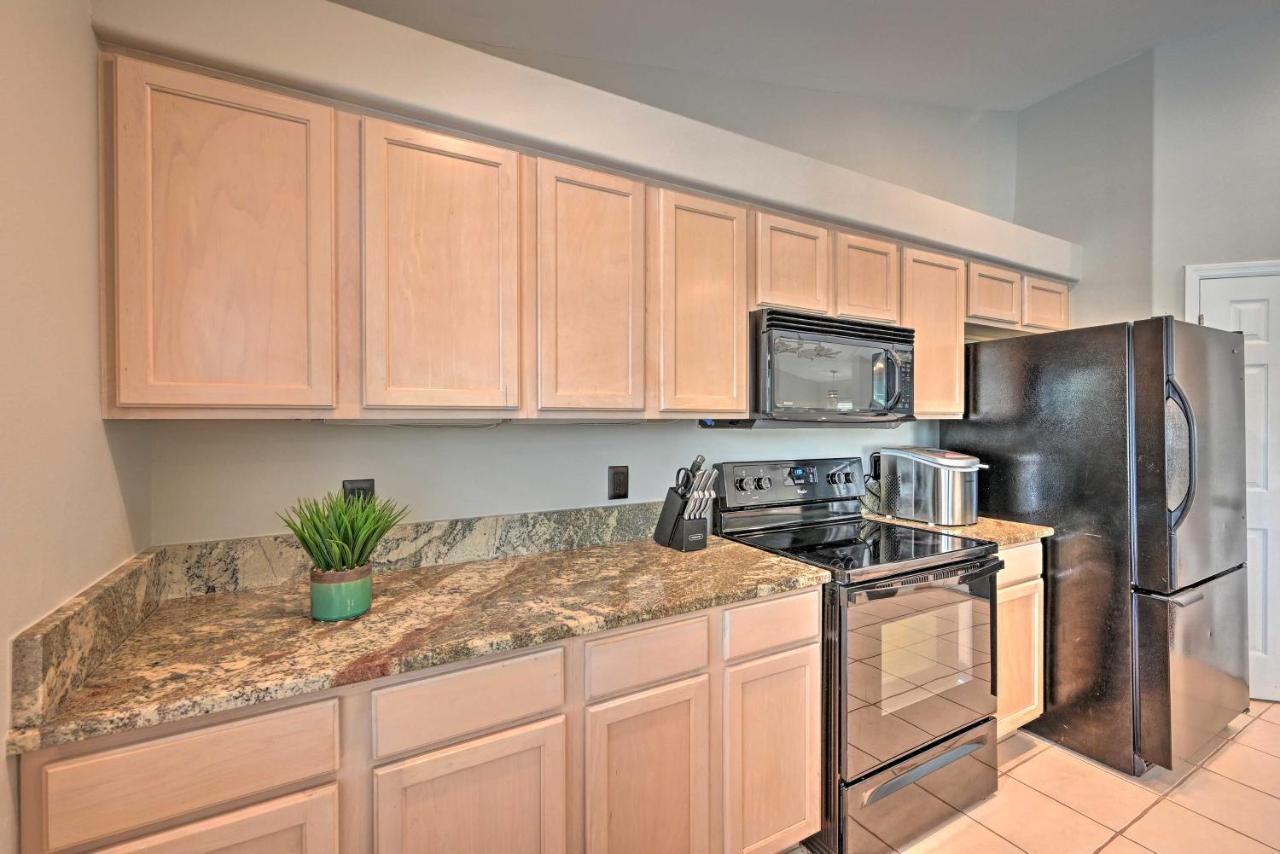 Pet-Friendly Escape With Dock And Kayaks In Cape Coral Villa Kültér fotó