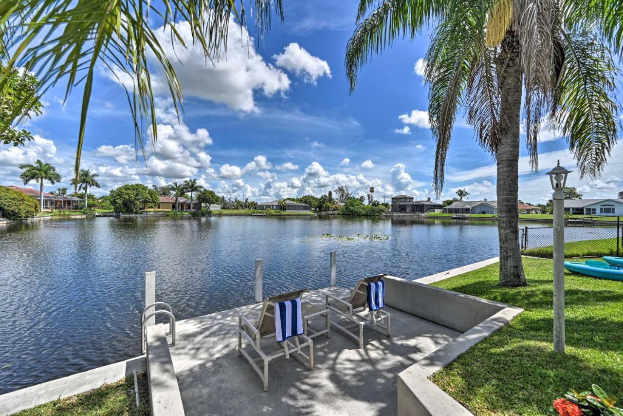 Pet-Friendly Escape With Dock And Kayaks In Cape Coral Villa Kültér fotó